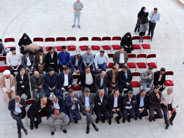 افتتاح هنرستان نساجی شهید ابراهیمی در یزد