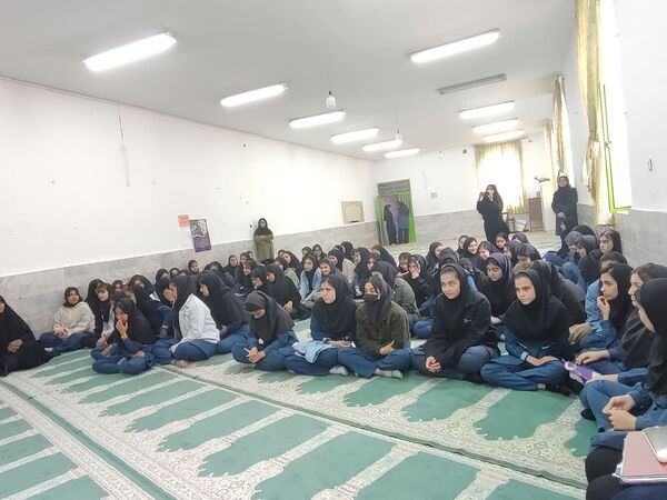 برگزاری جلسه آموزشی پیشگیری از آسیب‌های اجتماعی