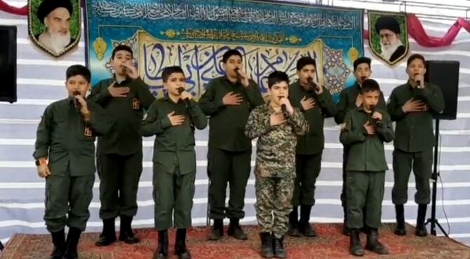 شور و نشاط خدمت در طریق المهدی(عج)