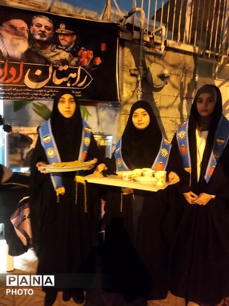 برپایی موکب سازمان دانش‌آموزی در حاشیه اجتماعات جنگ رمضان در همدان