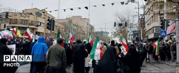حضور حماسی مردم تهران در راهپیمایی روز قدس