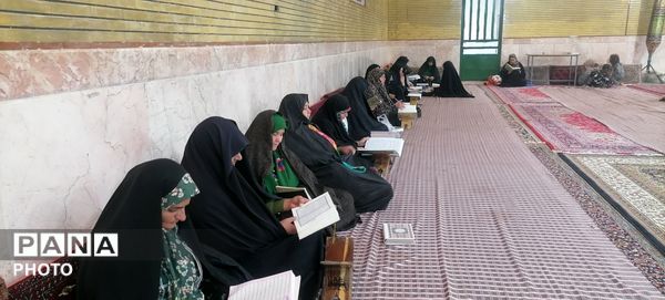 ضیافت افطاری و اقامه نماز جماعت در روز چهارم ماه مبارک رمضان در حسینیه شهر بار نیشابور 