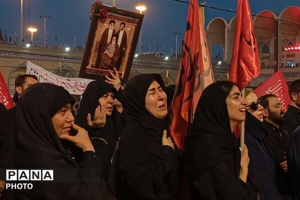 حضور غیور مردان چهارمحال و بختیاری در آیین وداع و تشییع رهبر شهید انقلاب اسلامی ایران
