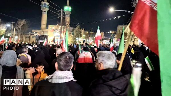 حضور پرشور ، انقلابی و دشمن‌شکن مردم در اجتماع بزرگ کرج