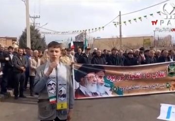 گزارش خبرنگار پانا از حضور مردم انزل در راهپیمایی ۲۲ بهمن