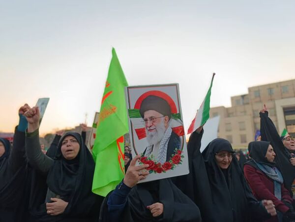 اصفهان یکصدا در میدان امام حسین(ع)