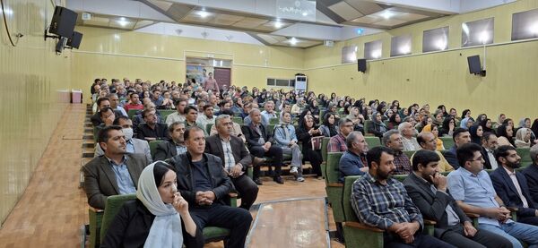 انتخابات انجمن اولیاء و مربیان مدرسه شهید‌رجایی یک بجنورد