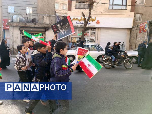 راهپیمایی مردمی به شکرانه پیروزی مردم قهرمان غزه و جبهه مقاومت