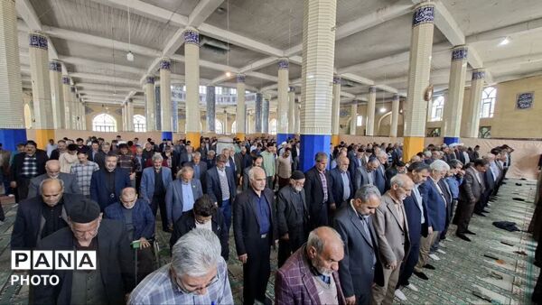 برگزاری باشکوه نماز جمعه فامنین با حضور مردم ولایتمدار 