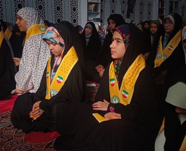 برگزاری اعتکاف دانش‌آموزی در مسجد بقیه الله شهرستان بجنورد 