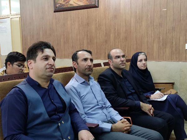 جلسه آموزشی ویژه همیار مشاوران دانش‌آموزان متوسطه