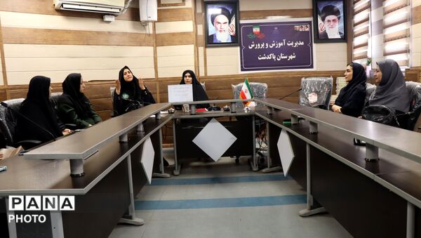 هم‌اندیشی مراقبین سلامت پاکدشت برای اجرای بهتر «ماموریت ماکان»