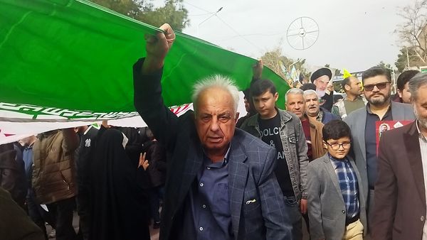 راهپیمایی ۲۲ بهمن نشان دهنده همبستگی و اتحاد مردم ایران 