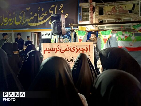 حماسه حضور دهه نودی‌های تفت در سوگ رهبر شهید