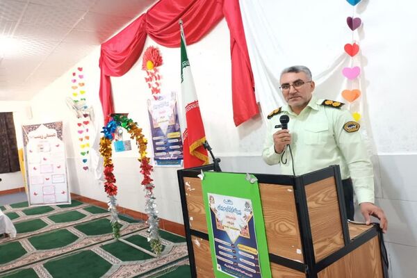 افتتاح اتاق گفت‌وگوی اولیا و مربیان در مدرسه فرهنگیان غزل موسوی‌پور 