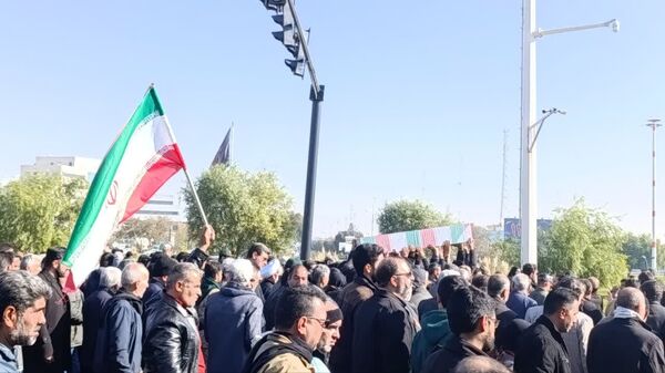 تشییع پیکر شهدای گمنام از مقابل استانداری یزد