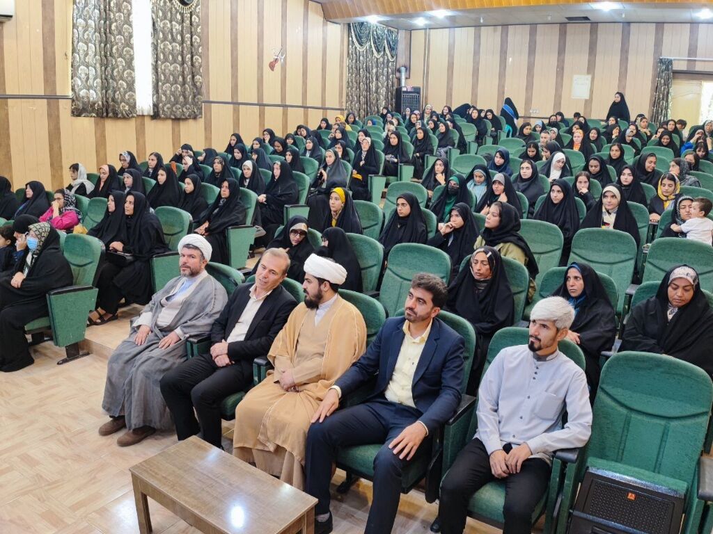همایش تجلیل از دانش‌آموزان انجمن اسلامی شهرستان مانه و سملقان