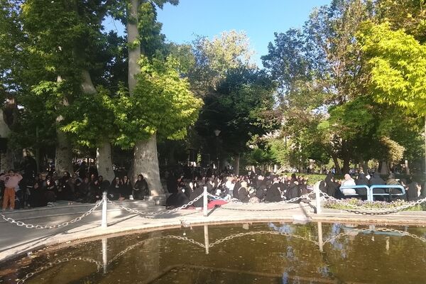 عرفه روز نیایش در همدان