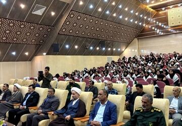 دانش‌آموزان سیستان‌و‌بلوچستان خالصانه در‌دفاع مقدس حضور یافتند