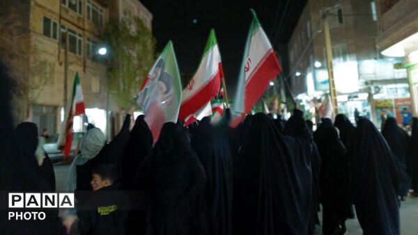 کودکان راهپیمایی را زیبا تر می‌کنند