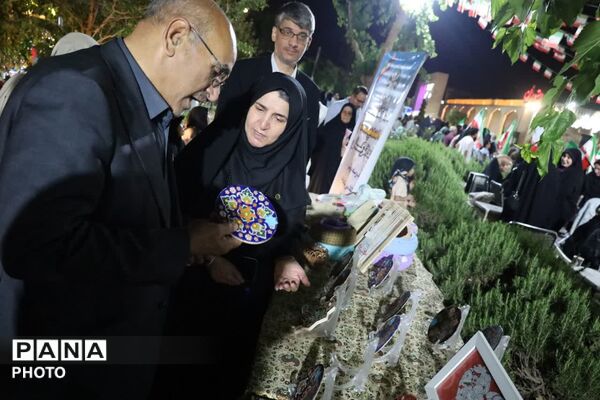  بازدید مدیرکل آموزش و پرورش استان از موکب دانش‌آموزان سمپاد 