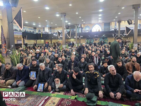 تشییع باشکوه شهید محمد رجبی در ماه مبارک رمضان با حضور گسترده مردم تویسرکان در روز جمعه