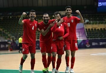 فوتسال ایران با عبور از ازبکستان به فینال رسید