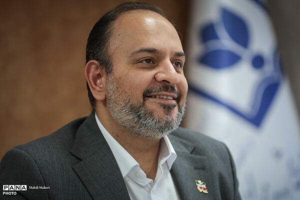 پنجمین جلسه برخط معاون پرورشی و فرهنگی وزیر آموزش و پرورش با معاونان پرورشی و فرهنگی و مربیان امور تربیتی مدارس سراسر کشور