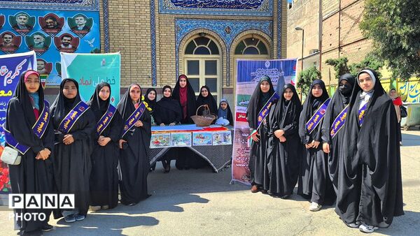 گامی مؤثر برای آینده تحصیلی دانش‌آموزان؛ میز خدمت مشاوران پاکدشتی 