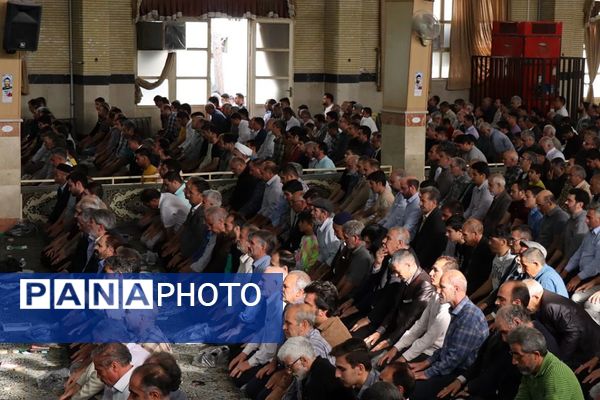 حضور پرشور مردم پاکدشت در نماز عید فطر