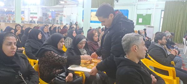 جلسه آموزش خانواده ویژه والدین پایه‌های دهم و یازدهم در دبیرستان شاهد ابوذر غفاری 
