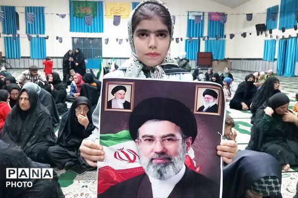 مهر و مقاومت کودکان و نوجوانان دیشموک به یاد شهدای میناب