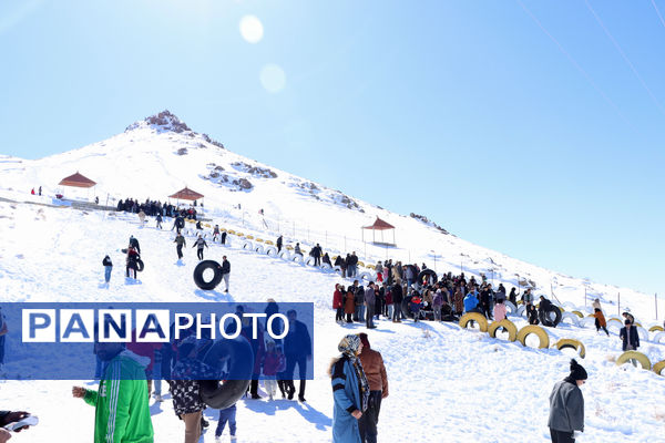 نشاط زمستانی در پیست «سخوید» یزد