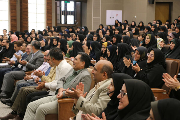 همایش سراسری «ما با هم می آموزیم»