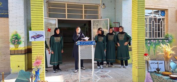 پاسداشت آیین کهن مهرگان در دبیرستان فرزانگان دوره اول