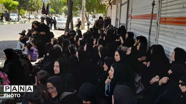 مراسم باشکوه عاشورای حسینی در مسجد امام جعفر صادق(ع)