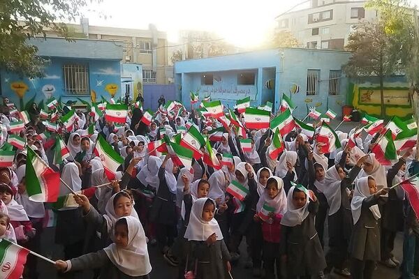 برگزاری صبحگاه‌ در کهریزک با برنامه‌های متنوع