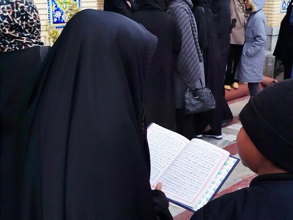برگزاری مراسم شب های چراغ برات در آرامگاه شهید مدرس