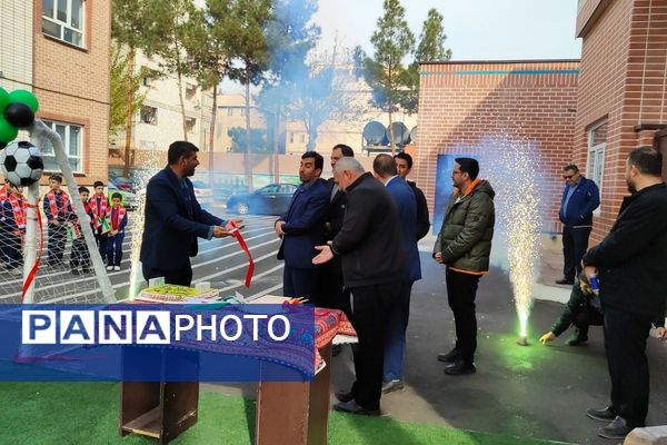 افتتاح چمن مصنوعی دبستان فرشچی اسلامشهر 