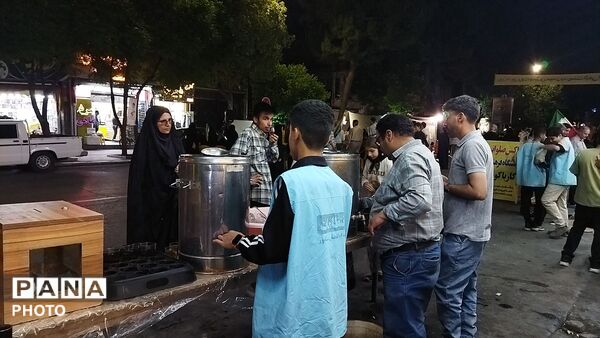 موکب شهید مصطفی صدر زاده در نود و نهمین  شب از اجتماعات 