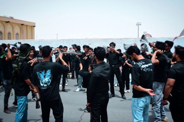 زابل در ماتم حسین؛ گلزار شهدا شهرستان زابل میزبان اشک و شور عزاداران حسینی