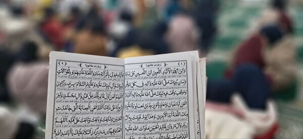 قرائت دعای توسل در آموزشگاه شهید رزمی خلیل آباد 