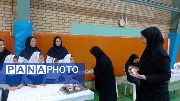 برگزاری خدمات اجتماعی و ورزشی آموزش و پرورش ناحیه 2 کرج در طرح میدان پویا 