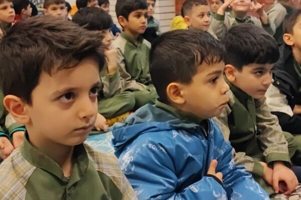 آیین سه‌شنبه‌های مهدوی در مدرسه شهید حسین غفاری