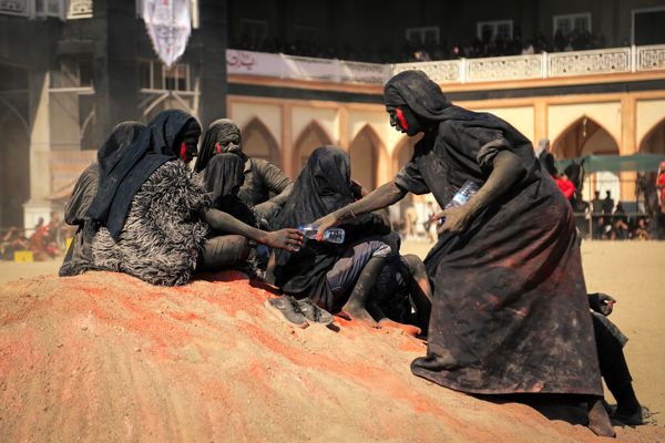 مراسم تعزیه‌خوانی در امامزاده شاه‌کرم اصفهان