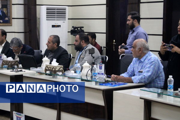 نشست خبری مدیرکل آموزش و پرورش استان بوشهر 