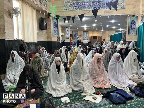  نماز عید سعید فطر در مسجد امام حسن مجتبی (ع) کرج 