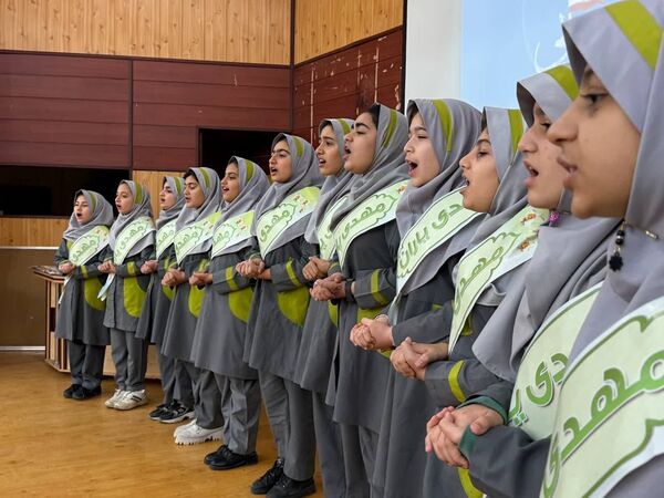 هفته امور تربیتی با شعار تربیت آرمانی در آمل 