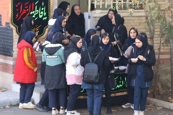 مراسم سوگواری شهادت حضرت فاطمه(س) در مدارس ناحیه 2 بهارستان