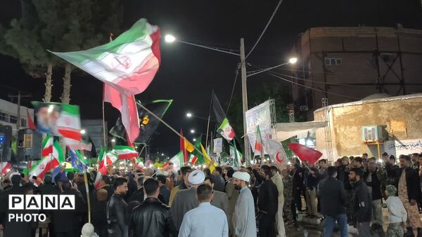 از پاسداران انقلاب در شب مقاومت و خونخواهی تجلیل شدند